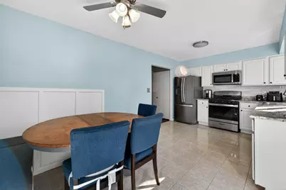 736 Cypress Lane, Carol Stream, IL 60188 - Photo 9