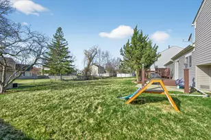 736 Cypress Ln, Carol Stream, IL 60188 - Photo 25