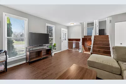 736 Cypress Lane, Carol Stream, IL 60188 - Photo 5