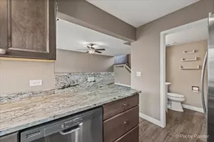 1633 Pebble Beach Cir, Elgin, IL 60123 - Photo 9