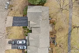 1633 Pebble Beach Cir, Elgin, IL 60123 - Photo 27