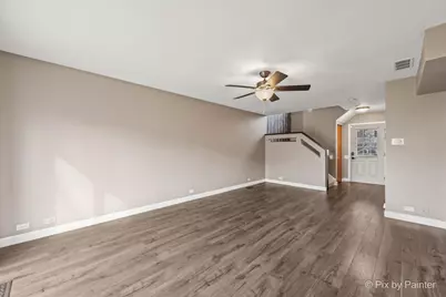1633 Pebble Beach Circle, Elgin, IL 60123 - Photo 7