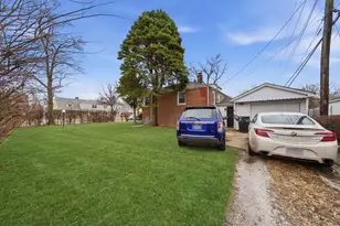 2247 E 96th St, Chicago, IL 60617 - Photo 5