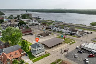 115 Van Buren St, Savanna, IL 61074 - Photo 33