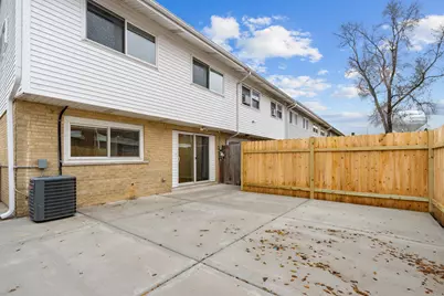 8824 Robin Drive #F, Des Plaines, IL 60016 - Photo 19