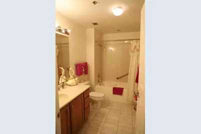 [Address not provided], Chicago, IL 60618 - Photo 11