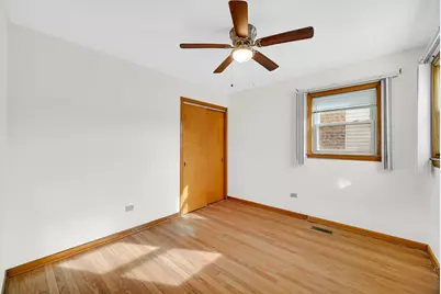 5728 N McVicker Avenue, Chicago, IL 60646 - Photo 13