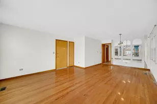 5728 N McVicker Ave, Chicago, IL 60646 - Photo 5