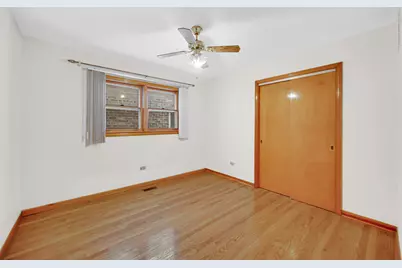 5728 N McVicker Avenue, Chicago, IL 60646 - Photo 9