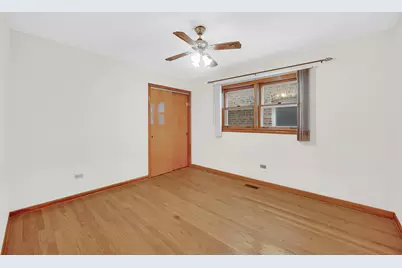 5728 N McVicker Avenue, Chicago, IL 60646 - Photo 7