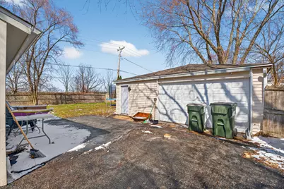 196 Hadleigh Road, Bolingbrook, IL 60440 - Photo 17