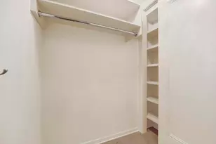 40 E Delaware Pl, Chicago, IL 60611 - Photo 27