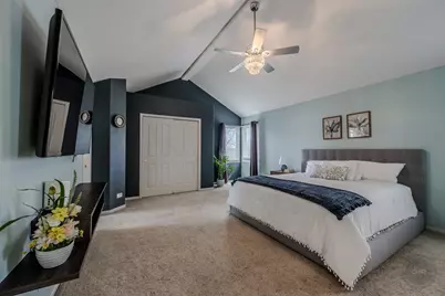 2805 Clara Avenue, Aurora, IL 60502 - Photo 21