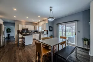 2805 Clara Ave, Aurora, IL 60502 - Photo 11