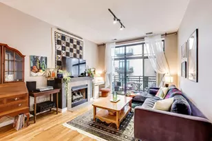 1910 S Michigan Ave, Chicago, IL 60616 - Photo 3