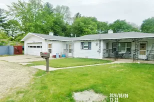 310 Martin Rd, Rock Falls, IL 61071 - Photo 9