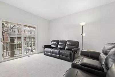 77 Lee Court, Winfield, IL 60190 - Photo 3