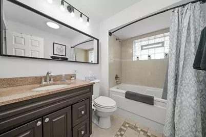 4407 Howard Avenue #2, Western Springs, IL 60558 - Photo 13