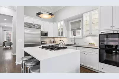 [Address not provided], Chicago, IL 60657 - Photo 7