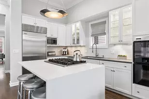 [Address not provided], Chicago, IL 60657 - Photo 7