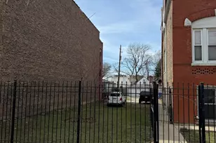 830 N Springfield Ave, Chicago, IL 60651 - Photo 5