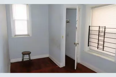 7550 S Calumet Avenue, Chicago, IL 60619 - Photo 5