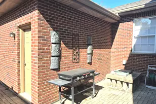 6571 Pine Lake Dr, Tinley Park, IL 60477 - Photo 5