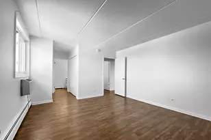 5011 Valley Ln, Streamwood, IL 60107 - Photo 13