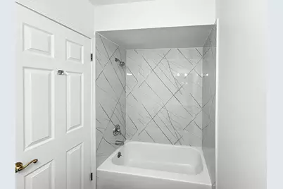 5011 Valley Lane #401, Streamwood, IL 60107 - Photo 15