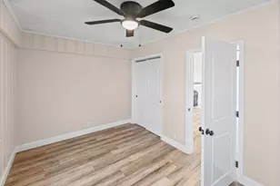 418 Cedar St, Centralia, IL 62801 - Photo 17
