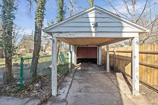 418 Cedar St, Centralia, IL 62801 - Photo 5