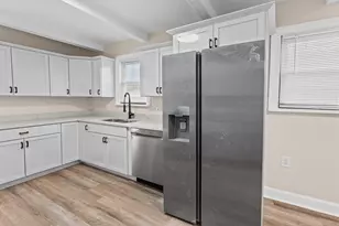 418 Cedar St, Centralia, IL 62801 - Photo 35