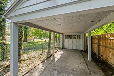 418 Cedar Street, Centralia, IL 62801 - Photo 7