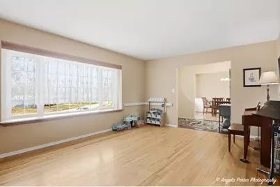 916 Essex Court, McHenry, IL 60050 - Photo 3