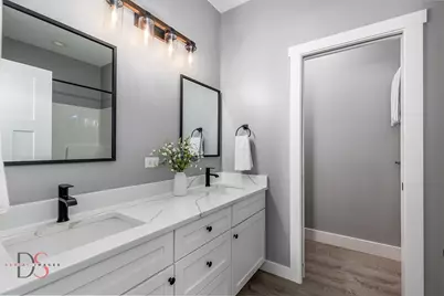 100 Great Loop Drive #34, Ottawa, IL 61350 - Photo 11