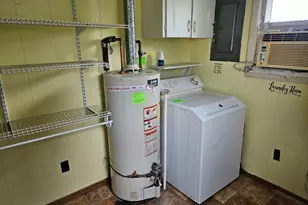 706 S Division St, Norris City, IL 62869 - Photo 19