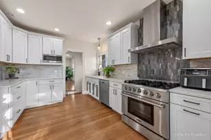 928 S Harvard Ave, Villa Park, IL 60181 - Photo 3