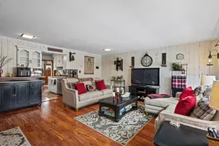 3519 Peoria St, Steger, IL 60475 - Photo 7