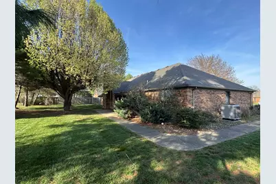 1602 S Eugene Lane, Marion, IL 62959 - Photo 37