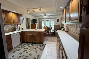 1602 S Eugene Ln, Marion, IL 62959 - Photo 29