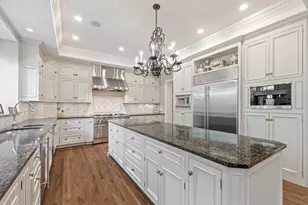 3102 White Oak Ln, Oak Brook, IL 60523 - Photo 15