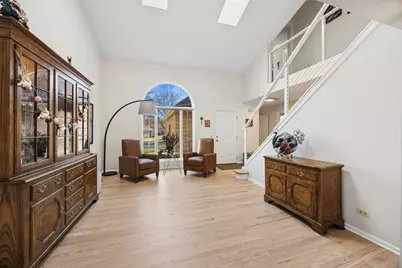 11466 Ashley Woods Drive, Westchester, IL 60154 - Photo 5