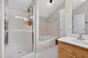 1229 Lakewood Dr, Morris, IL 60450 - Photo 25