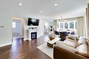 339 N Emroy Ave, Elmhurst, IL 60126 - Photo 3