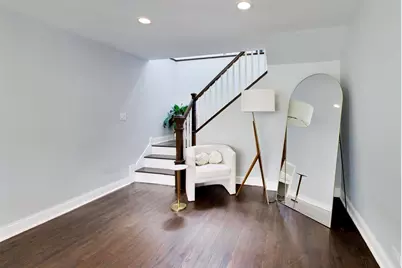 339 N Emroy Avenue, Elmhurst, IL 60126 - Photo 5