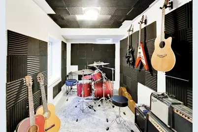 339 N Emroy Avenue, Elmhurst, IL 60126 - Photo 33