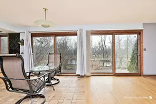 1191 Hunters Ln, Libertyville, IL 60048 - Photo 5