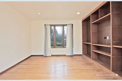 1191 Hunters Lane, Libertyville, IL 60048 - Photo 23