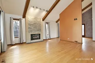 1191 Hunters Ln, Libertyville, IL 60048 - Photo 3