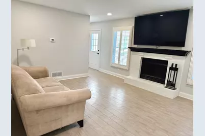 455 Kensington Court, Naperville, IL 60563 - Photo 3